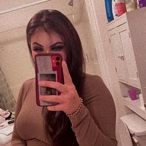 Meet your Posher, Mariahh